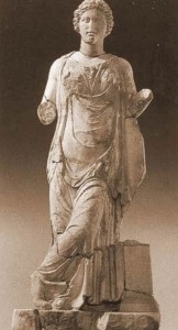 Estátua da deusa Panaceia